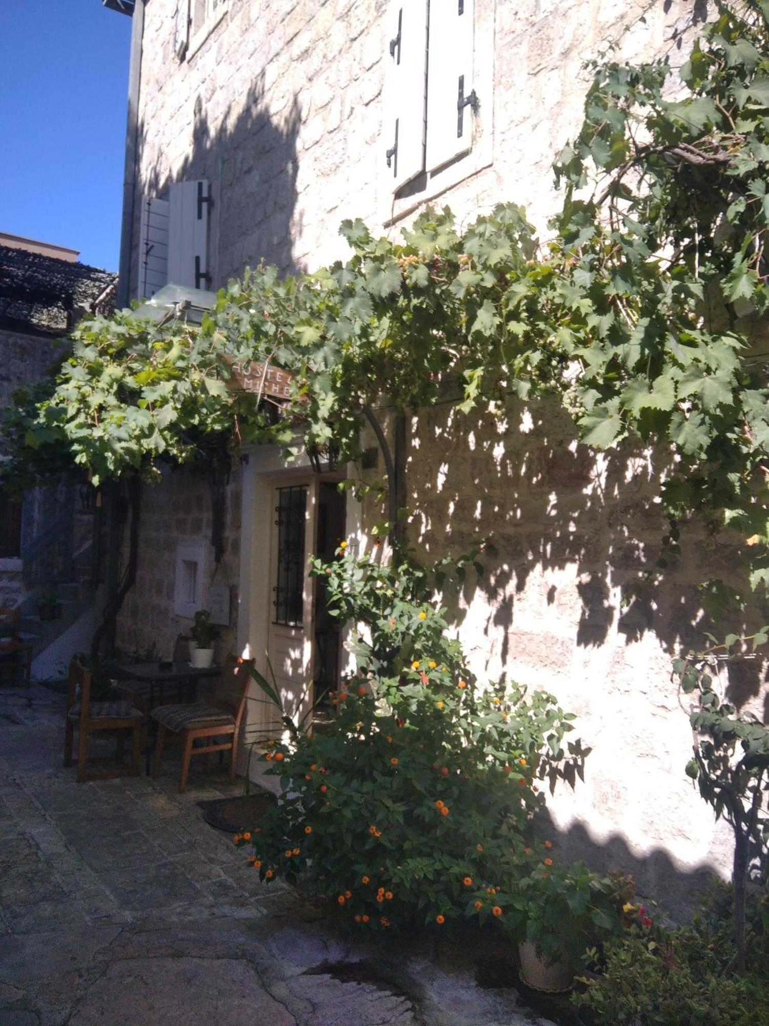 Michel Guest House Будва Екстериор снимка
